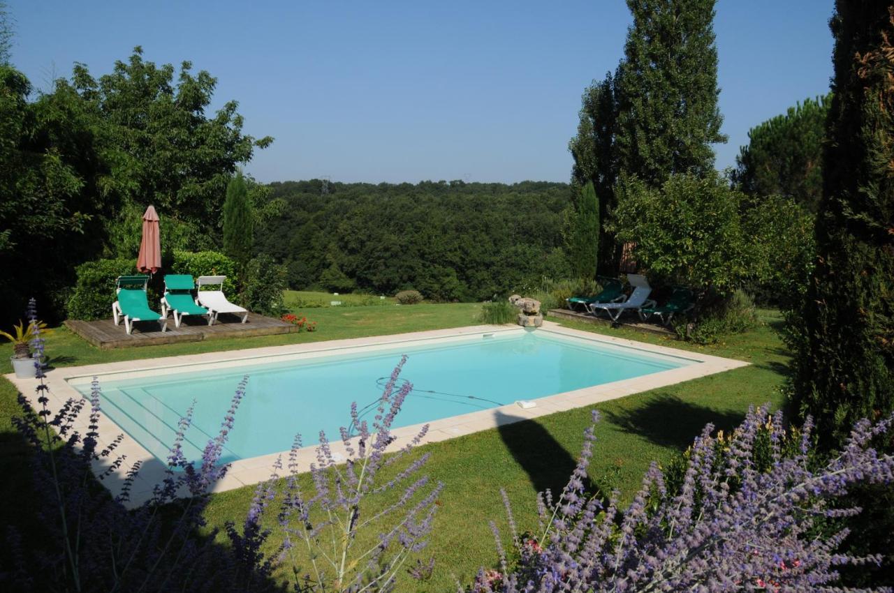 Les Tamaris Bed & Breakfast Castelnau-sur-Gupie Exterior foto