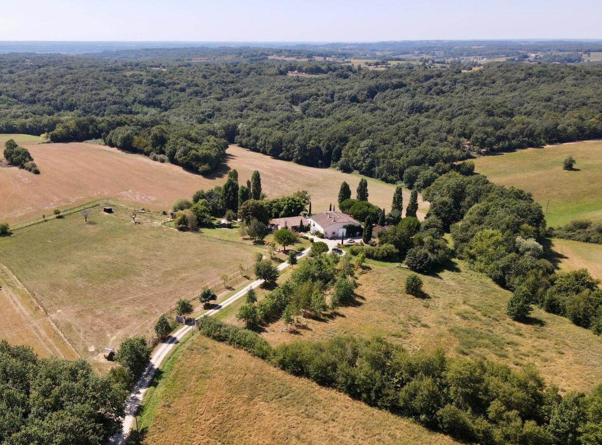 Les Tamaris Bed & Breakfast Castelnau-sur-Gupie Exterior foto