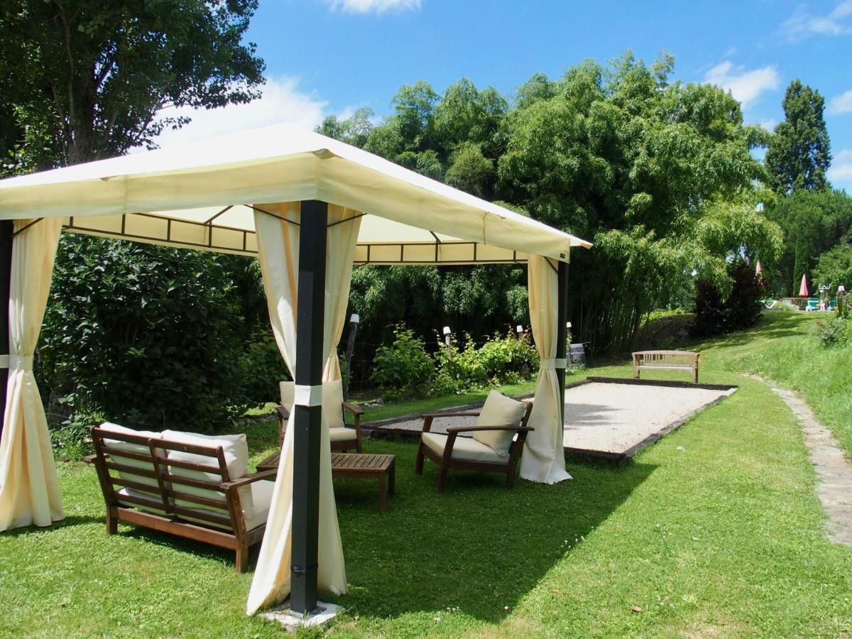 Les Tamaris Bed & Breakfast Castelnau-sur-Gupie Exterior foto